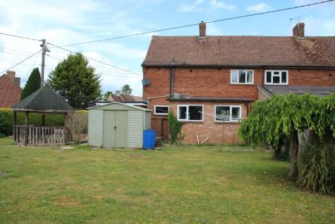 Priory Avenue, Hungerford, Berkshire, RG17 0AS