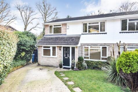 Randell Close, Blackwater, Camberley, GU17