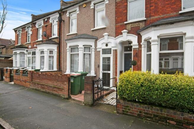 3 bedroom terraced house for sale in Hall Road, East Ham ...