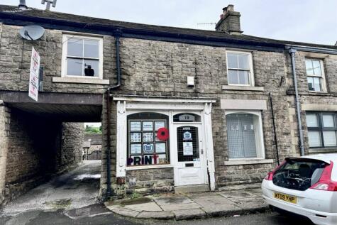 19a Market Place, Chapel-En-Le-Frith, High Peak