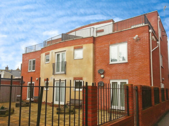 **TOWN CENTRE AREA** ONE BEDROOM GROUND FLOOR FLA