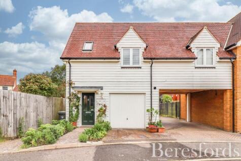 Almond Road, Dunmow, CM6