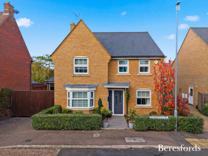 Champneys Way, Little Canfield, CM6