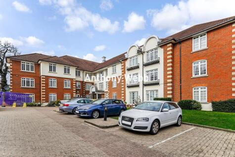Everard Court, Crothall Close, N13