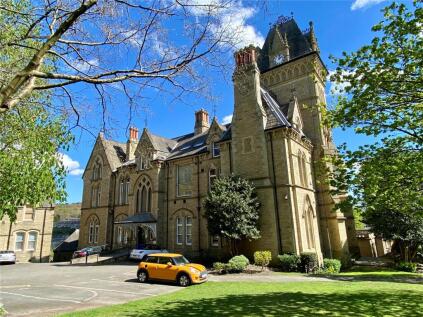 Halifax Road, Dewsbury, WF13