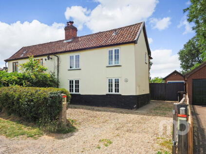 Chapel Road, Morley St Botolph, NR18