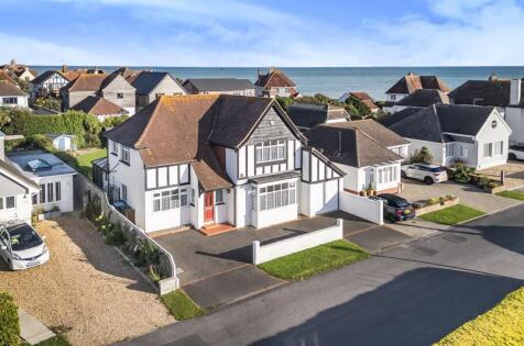 First Avenue, Felpham, PO22