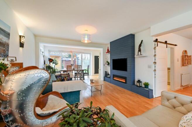 Living/Dining Room