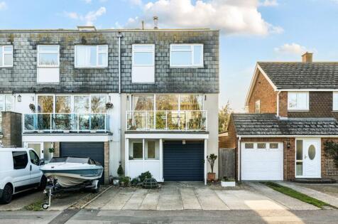 Beach Road, Selsey, PO20