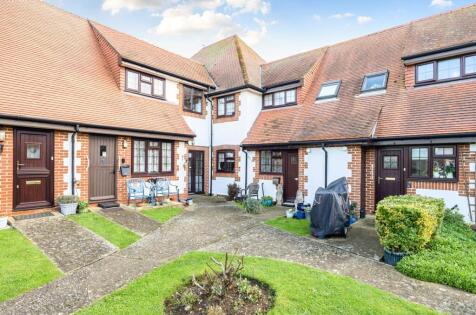 Off Manor Farm Court, Selsey, PO20 0JT