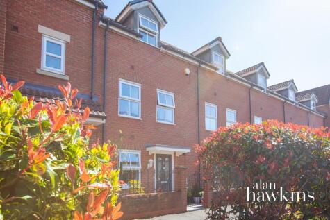 Da Vinci Walk, Royal Wootton Bassett SN4 7