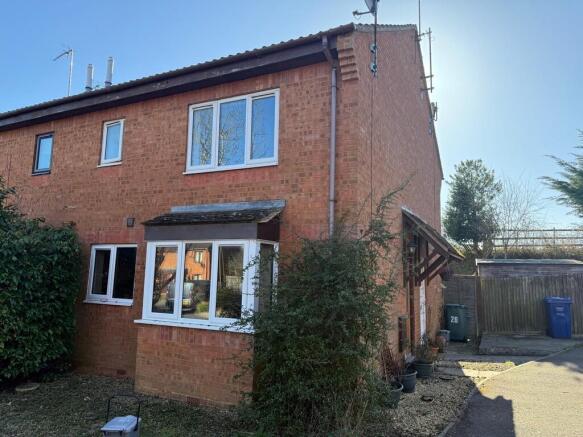 25 Quarry Close -...