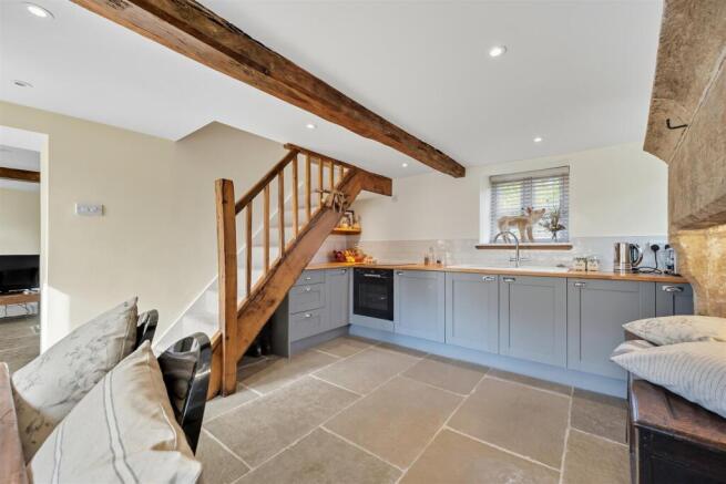 Saxton Mee Laneside Cottage 043.jpg