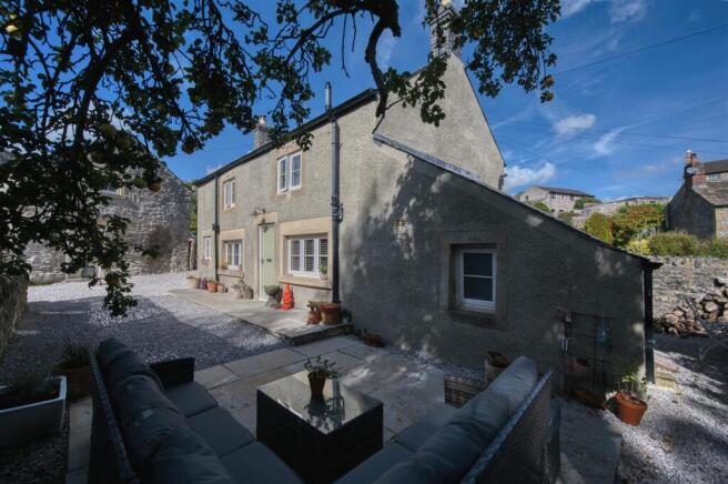 Saxton Mee Laneside Cottage 057.jpg