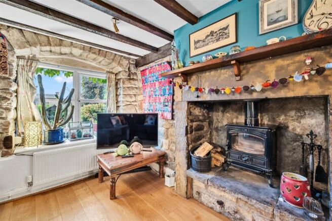 Saxton Mee Victoria Cottage 035.jpg