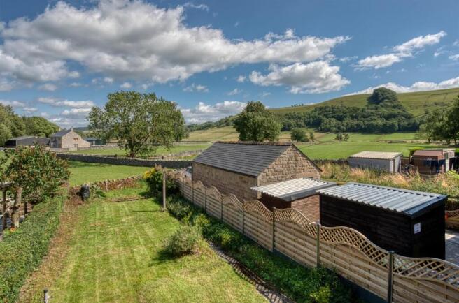 Saxton Mee 5 How Lane -0016.jpg