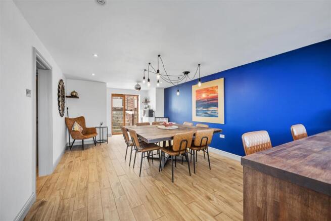 Saxton Mee 15 Park Road 0032.jpg