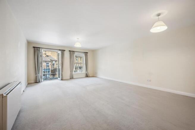 Saxton Mee 2 Holme Court -0006 copy.jpg