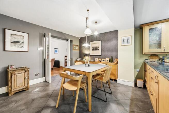 Saxton Mee Summer Villa 0069.jpg