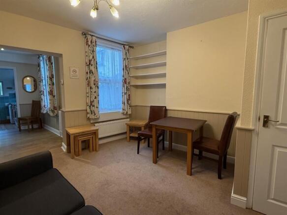 Reception Room 2.jpg