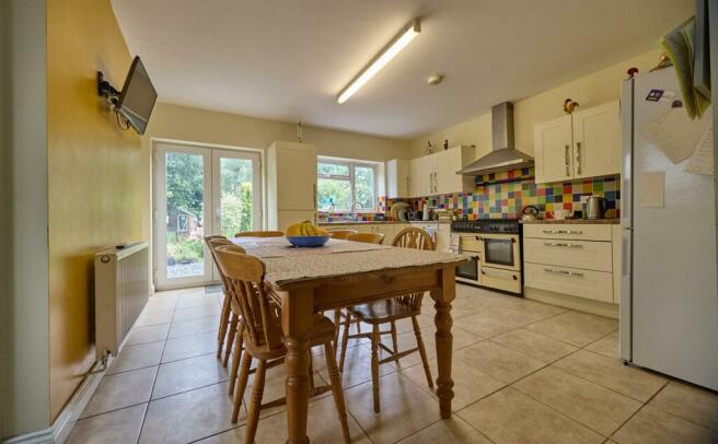 REAR OPEN PLAN REFITTED DINING KITCHEN