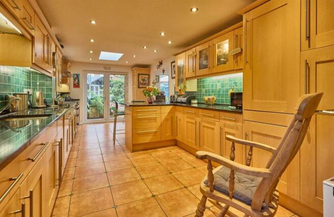 Open Plan Fitted Dining Kitchen