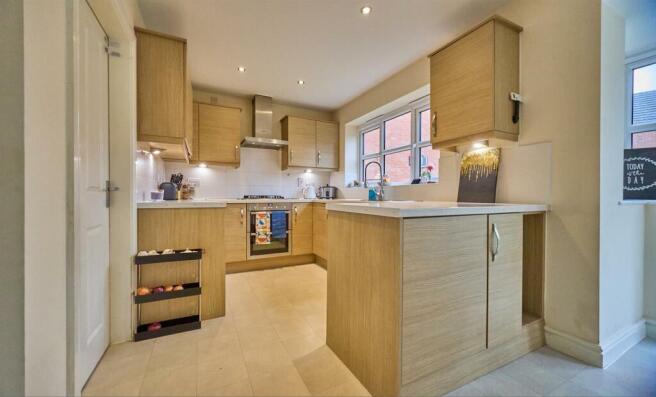 Rear open Plan Fitted Dining Kitchen