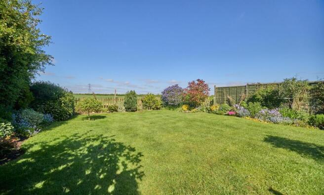 Farndon Drive -  new  4.jpg