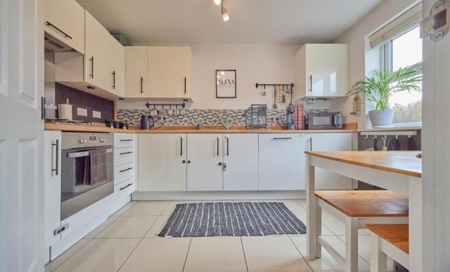Front Fitted Dining Kitchen