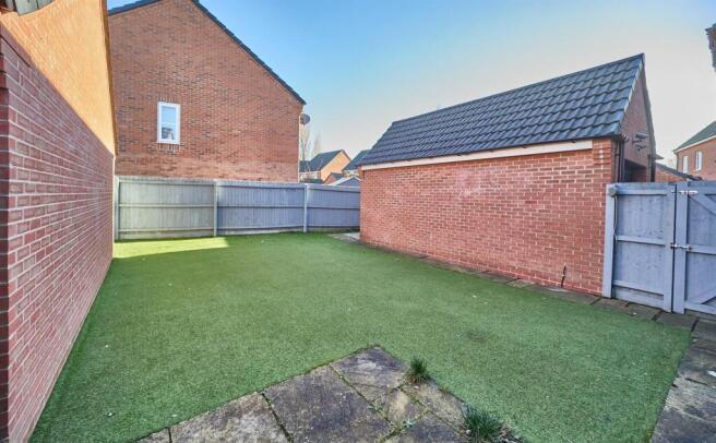 33 Amber Way BB 12.jpg