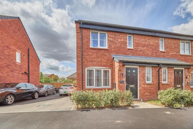 11 Burgess Close BB 13.jpg