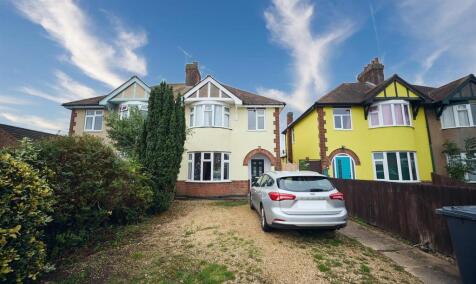 Doctors Fields, Earl Shilton