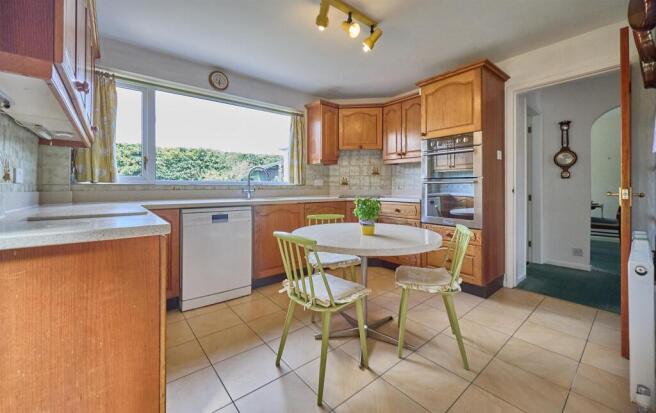 KITCHEN DINING ROOM TO REAR