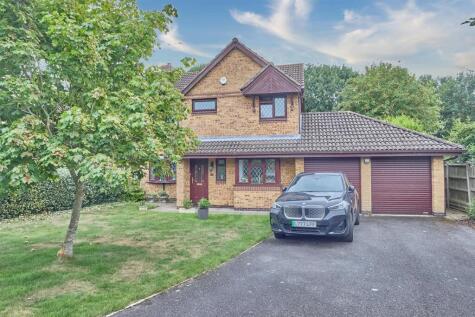 Vilia Close, Burbage