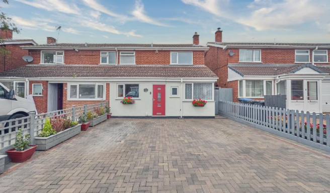 11 Hilary Bevins Close HOTH 12.png