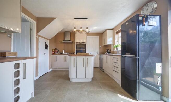 Refitted Dining/Kitchen to Rear