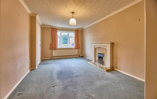 Lounge to Front