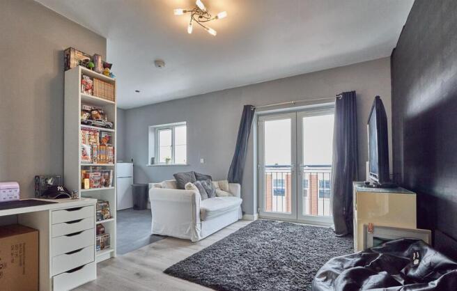 Open plan living/dining/kitchen