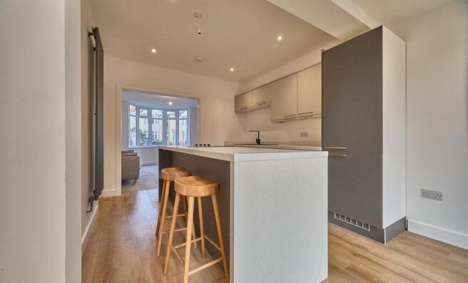 _Strathmore Rd  2.jpg