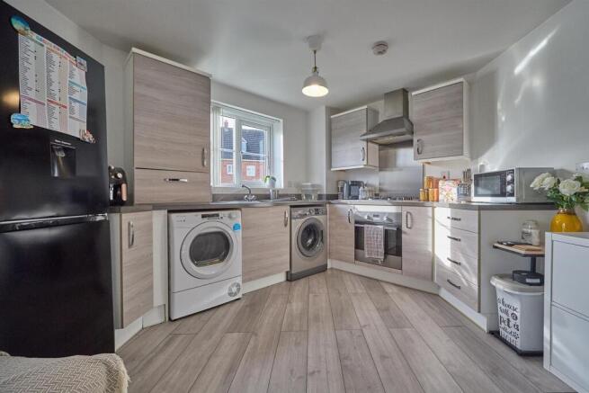 Living dining kitchen