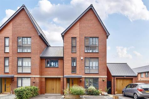 Trajectus Way, Keynsham, Bristol