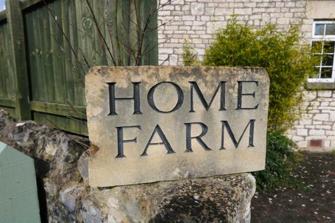 Home Farm Sign.JPG