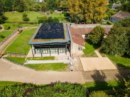 Bath - 2 bedroom barn conversion for sale