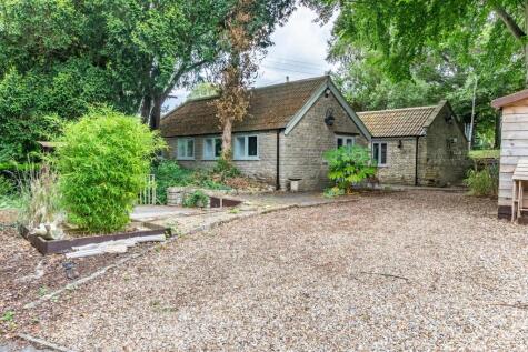 Upton Cheyney, Bristol