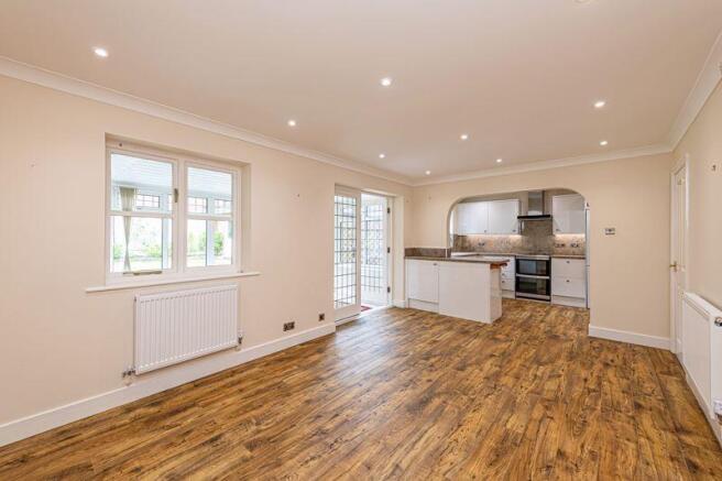 Kitchen/Dining Room