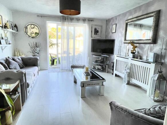 Lounge / Dining Room