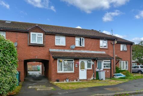 Moraunt Drive, Middleton on Sea, Bognor Regis, West Sussex, PO22 6RY