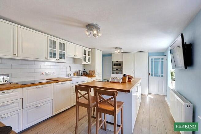 Kitchen/Dining Room