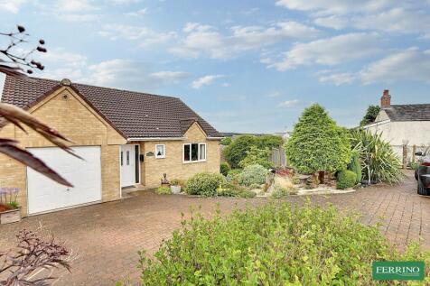 (4 Double Bedrooms), Ruardean Hill, Drybrook, Gloucestershire. GL17 9AR