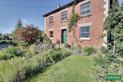 (4 Bed and River Views), Bullo Pill, Newnham, Gloucestershire. GL14 1ED